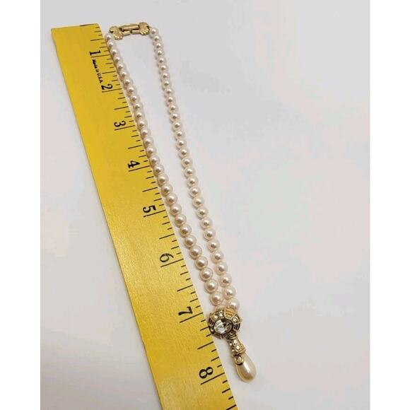 Vintage RICHELIEU Single Strand Faux Pearl Necklace w/Teardrop Estate‎ Find - Picture 10 of 11